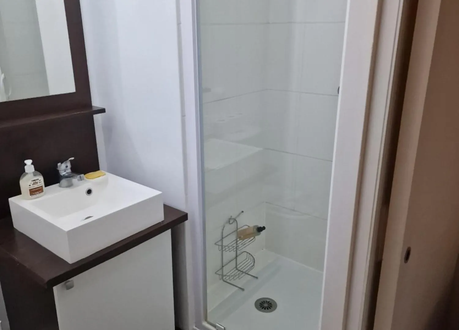 アパート Belle Appartement Au Canal De Saint Martin パリ フランス